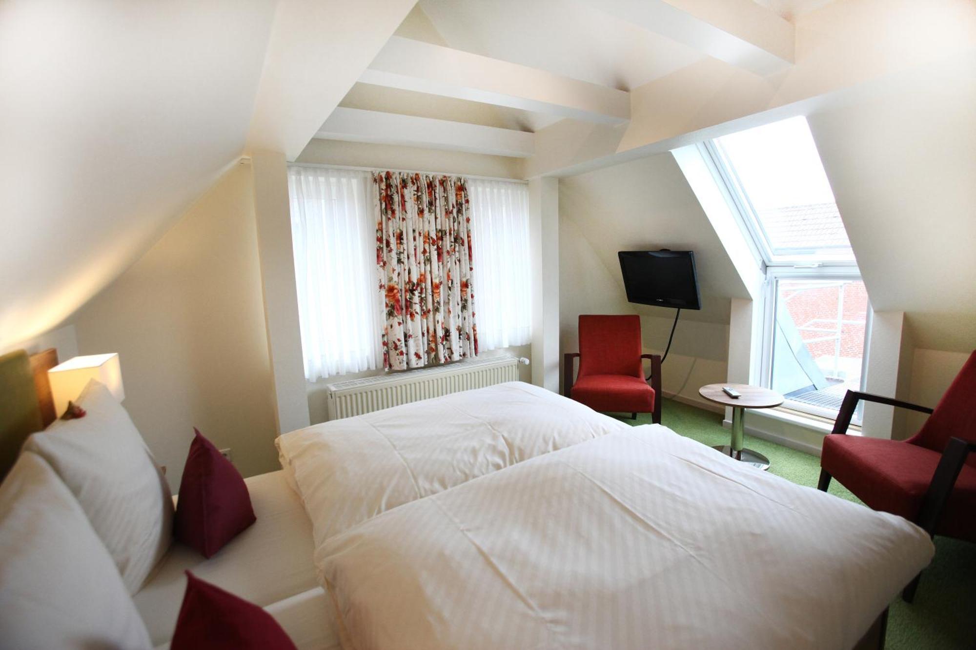 מפן Hotel Schmidt Am Markt מראה חיצוני תמונה