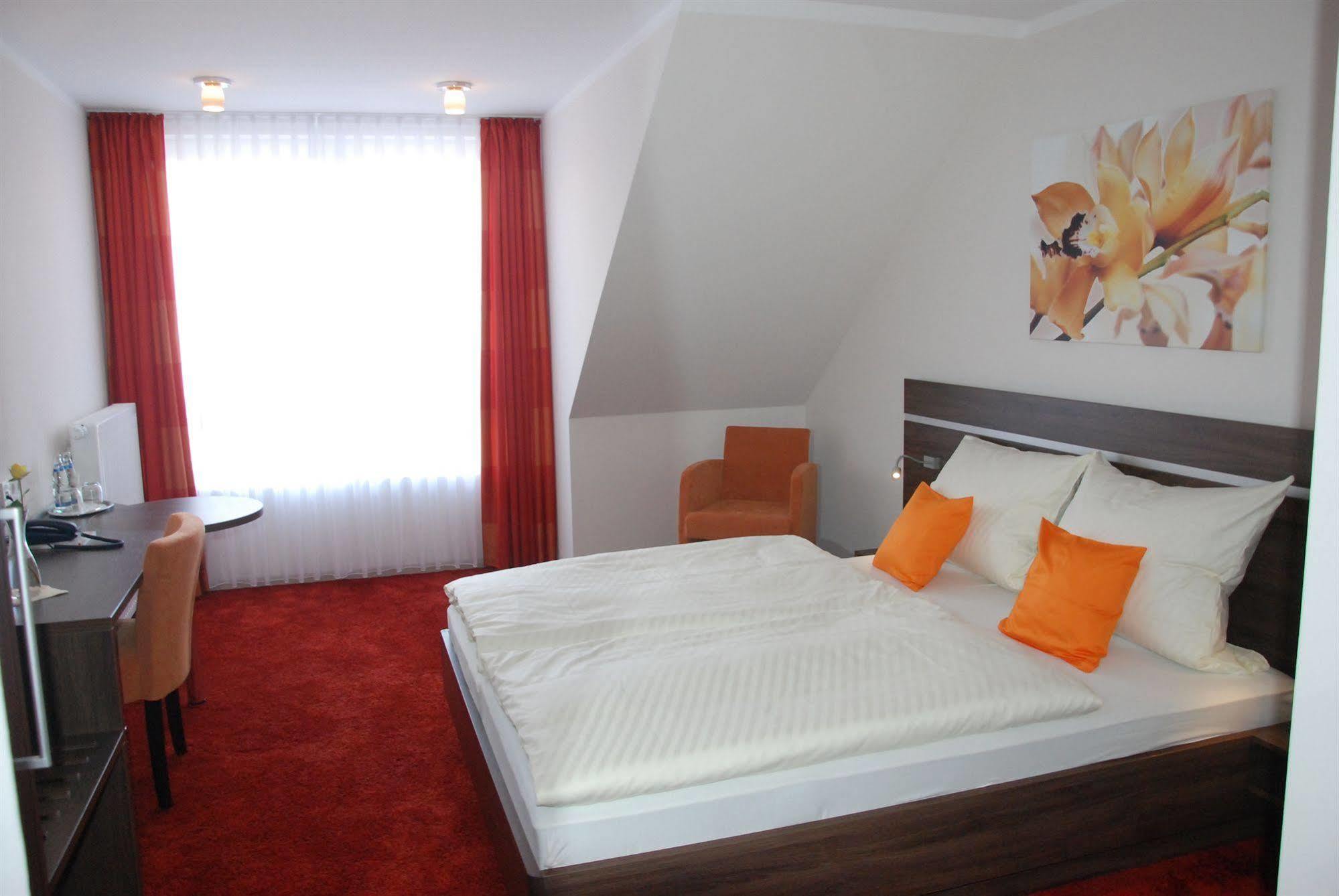 מפן Hotel Schmidt Am Markt מראה חיצוני תמונה